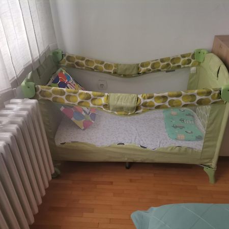 Calla 5 Apartment - Main Square, In The City Shopping Center - Parking Slot With Security And Video Camera Skopje Buitenkant foto