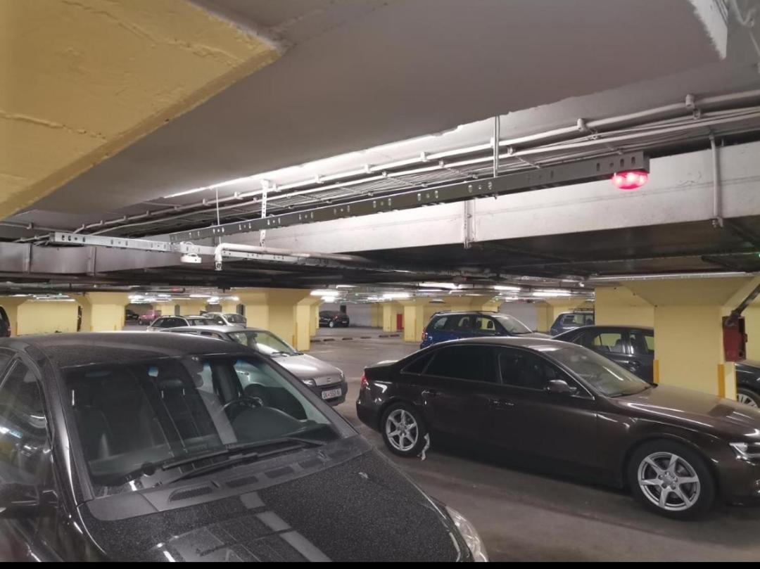 Calla 5 Apartment - Main Square, In The City Shopping Center - Parking Slot With Security And Video Camera Skopje Buitenkant foto