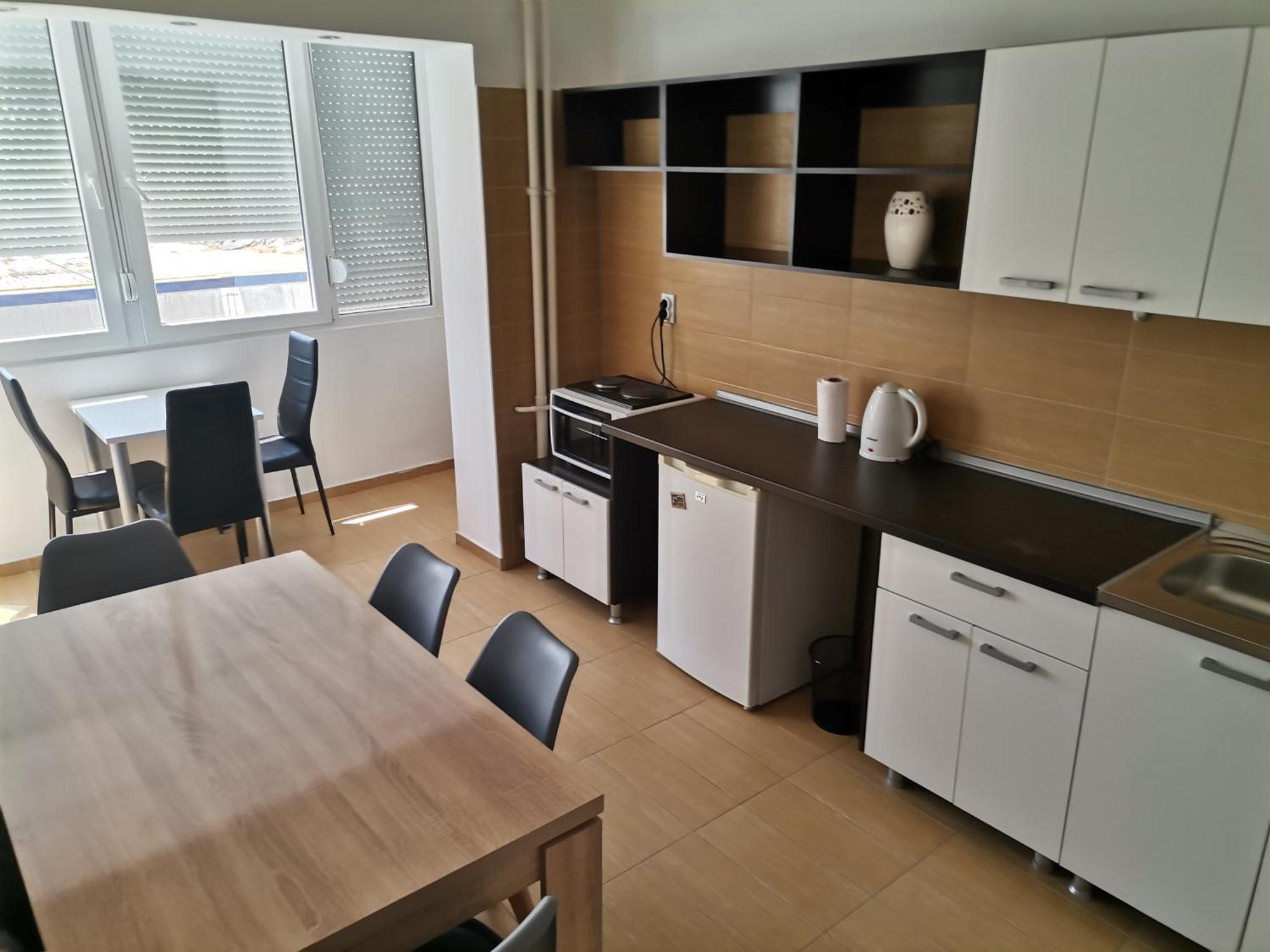 Calla 5 Apartment - Main Square, In The City Shopping Center - Parking Slot With Security And Video Camera Skopje Buitenkant foto